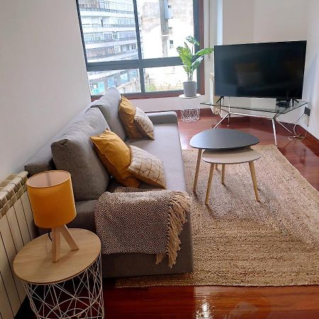 Espectacular Apartamento Olivico Con Parking Vigo Eksteriør billede