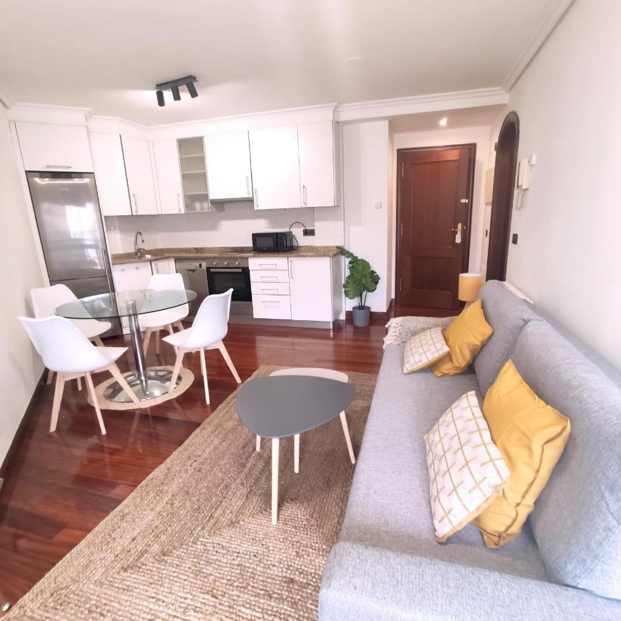 Espectacular Apartamento Olivico Con Parking Vigo Eksteriør billede